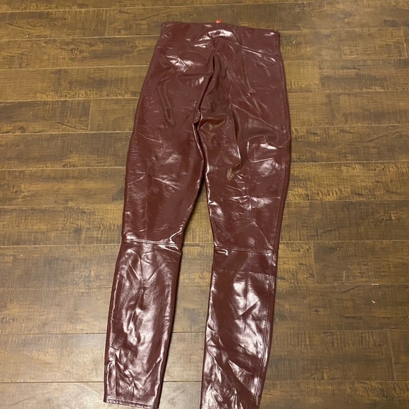 Spanx Faux Patent leather leggings - Picture 5 of 13